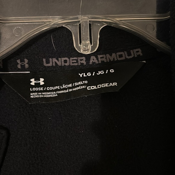 Under Armour Black Softshell Jacket youth size large - Picture 4 of 6